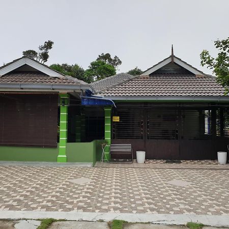 Villa Inapdesa Teratak Bonda, Sepri REMBAU Exterior foto